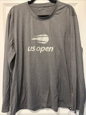 US Open Court Men's Long-Sleeve Performance Tee - Gray